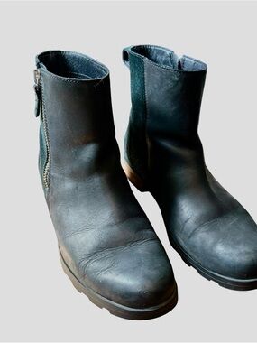 Sorel Black Leather Ankle Waterproof Boots with Side Zip